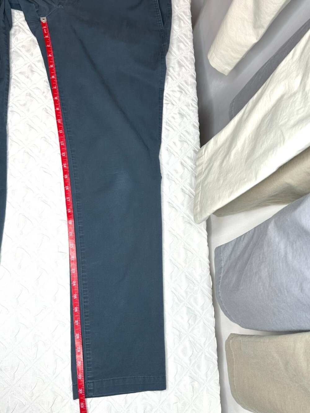Bonobos Lot of 4 Lightweight Stretch Slim Chinos Size 34 Preppy Classic Workwear - Picture 3 of 13